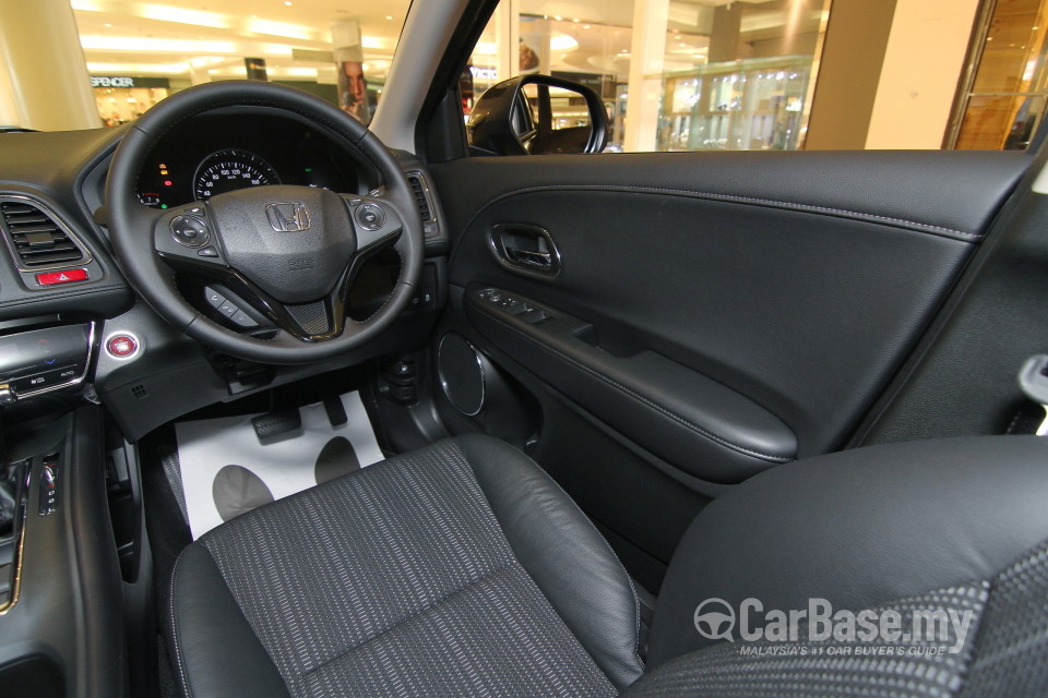 Honda HR-V RU (2015) Interior