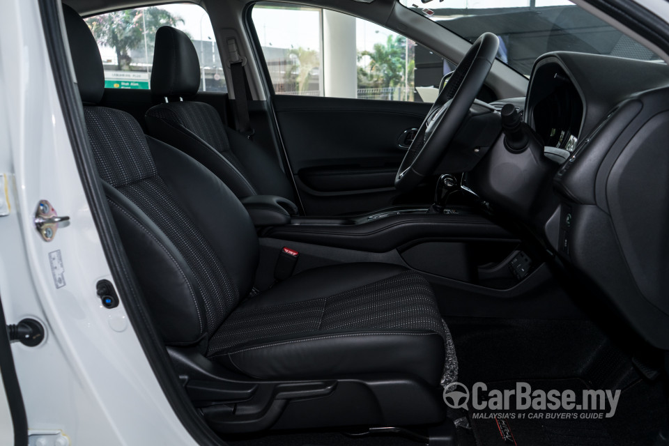 Honda HR-V RU (2015) Interior