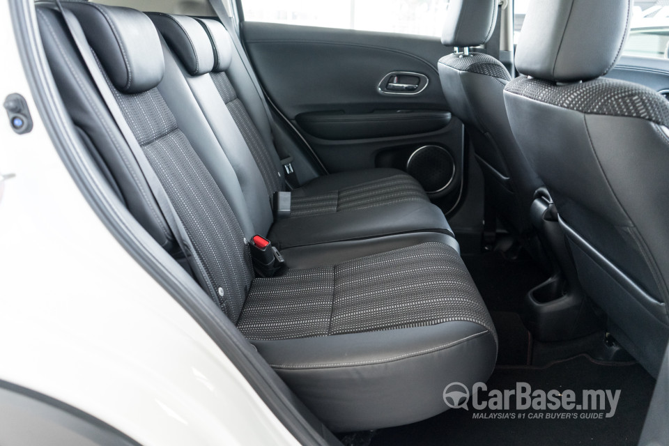 Honda HR-V RU (2015) Interior