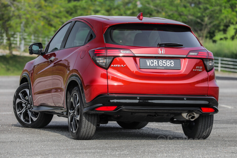 Perodua Aruz D38L (2019) Exterior