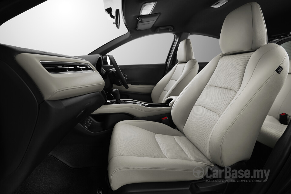 Mitsubishi Outlander RE Facelift (2016) Interior