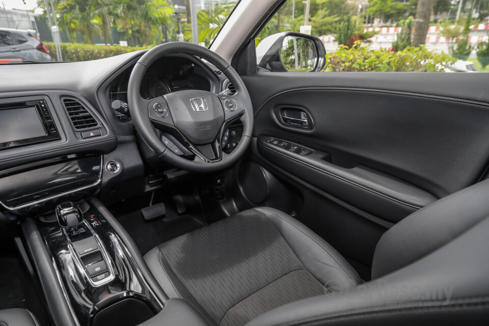 Chevrolet Cruze J300 (2012) Interior