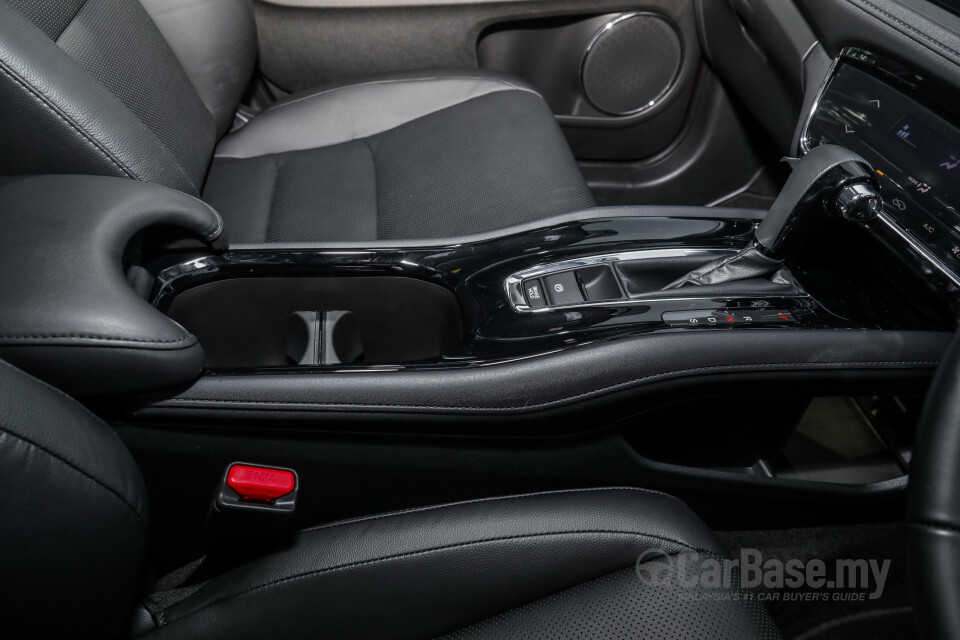 Mercedes-Benz SLC R172 Facelift (2016) Interior