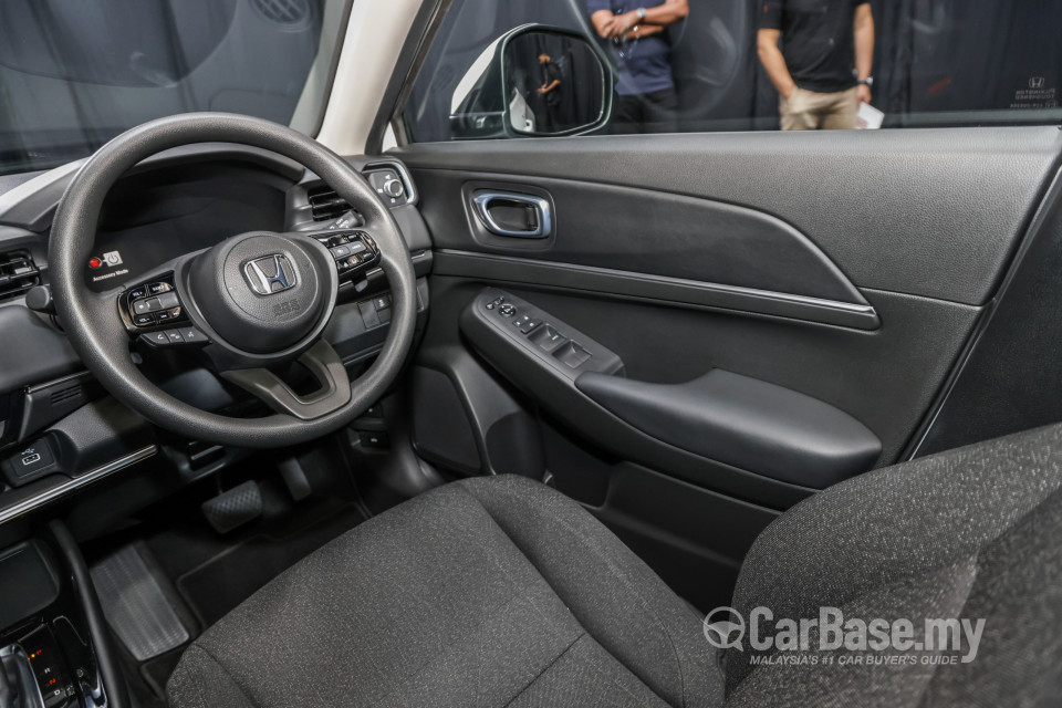 Honda HR-V RV (2022) Interior