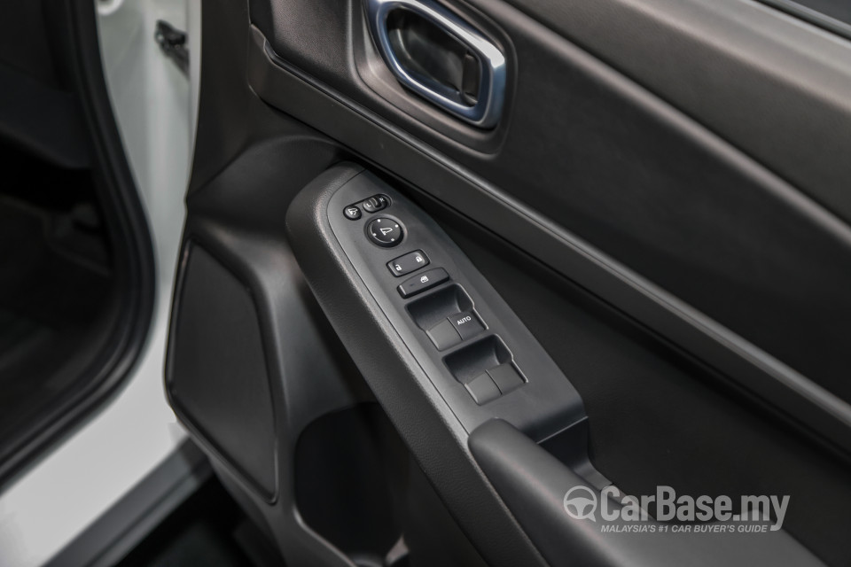 Honda HR-V RV (2022) Interior