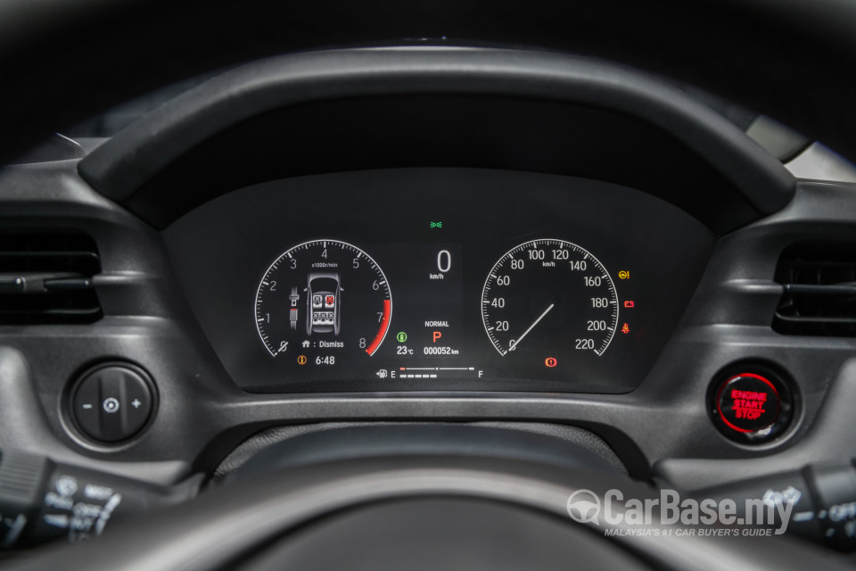 Honda HR-V RV (2022) Interior