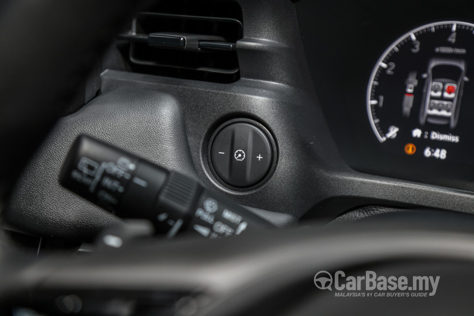 Honda HR-V RV (2022) Interior