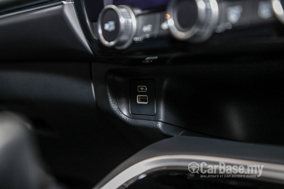 Honda HR-V RV (2022) Interior