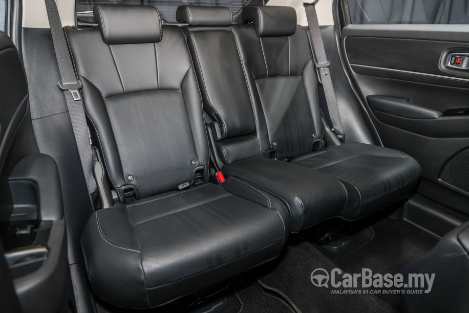Honda HR-V RV (2022) Interior
