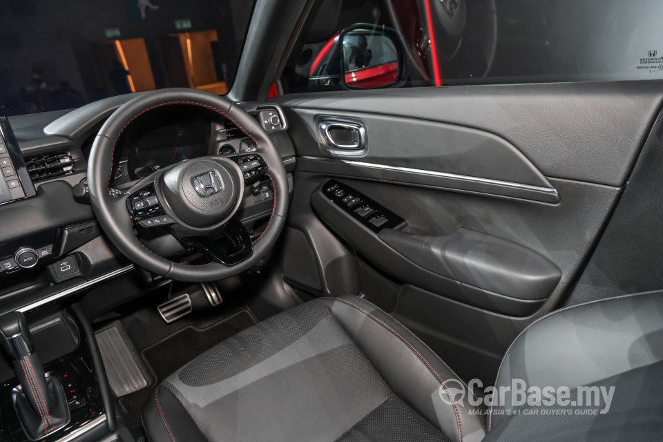 Honda HR-V RV (2022) Interior