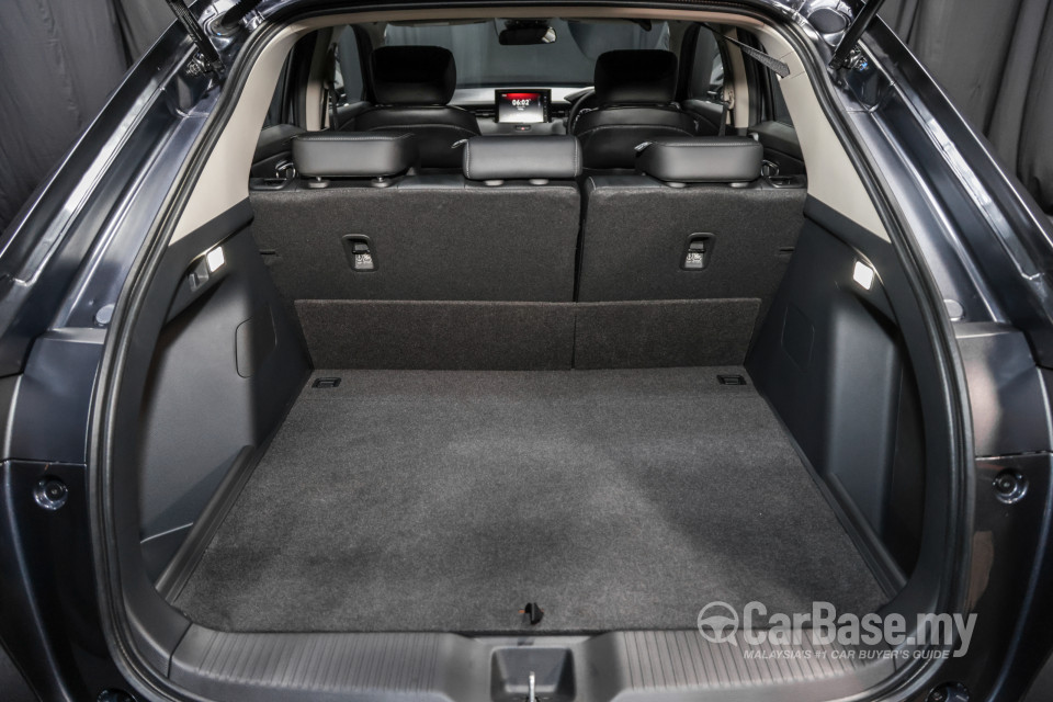 Honda HR-V RV (2022) Interior
