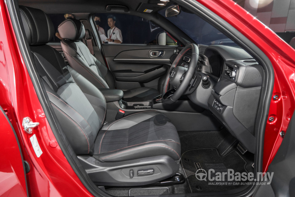 Honda HR-V RV (2022) Interior