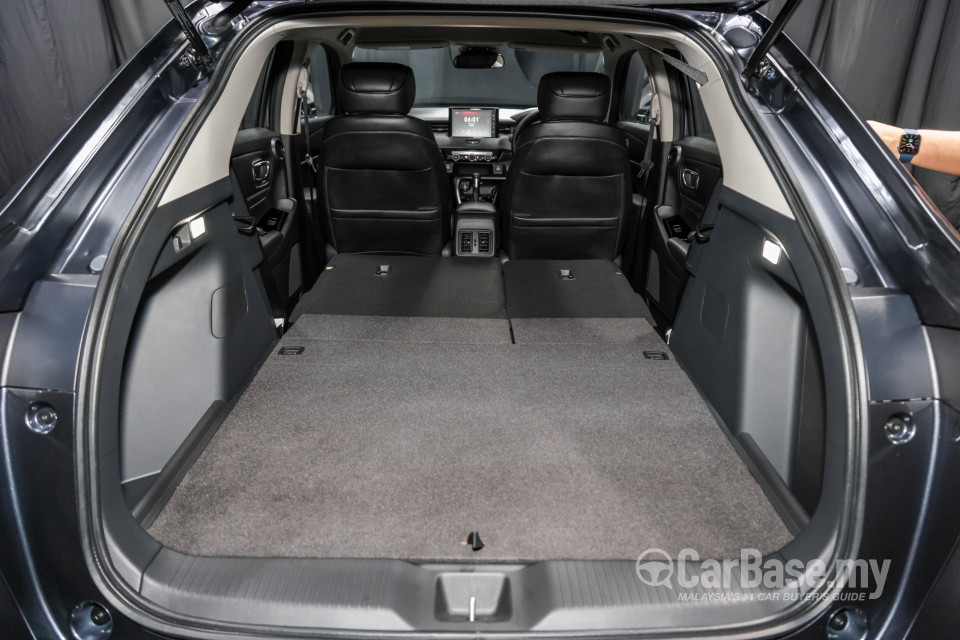 Honda HR-V RV (2022) Interior