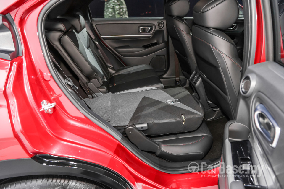 Honda HR-V RV (2022) Interior