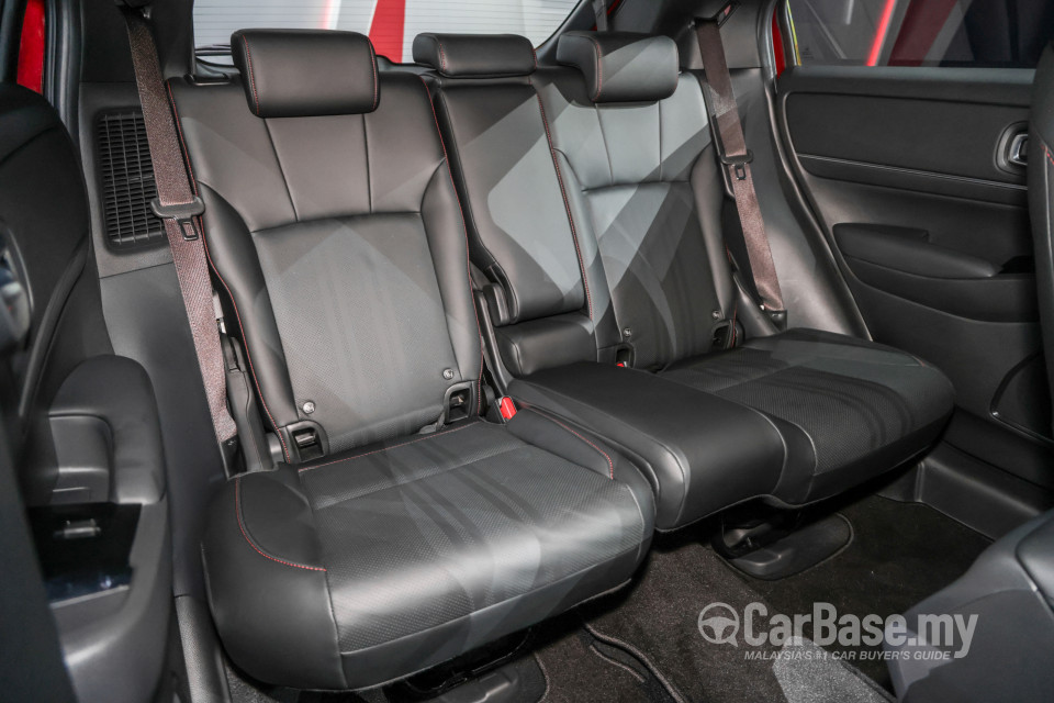 Honda HR-V RV (2022) Interior