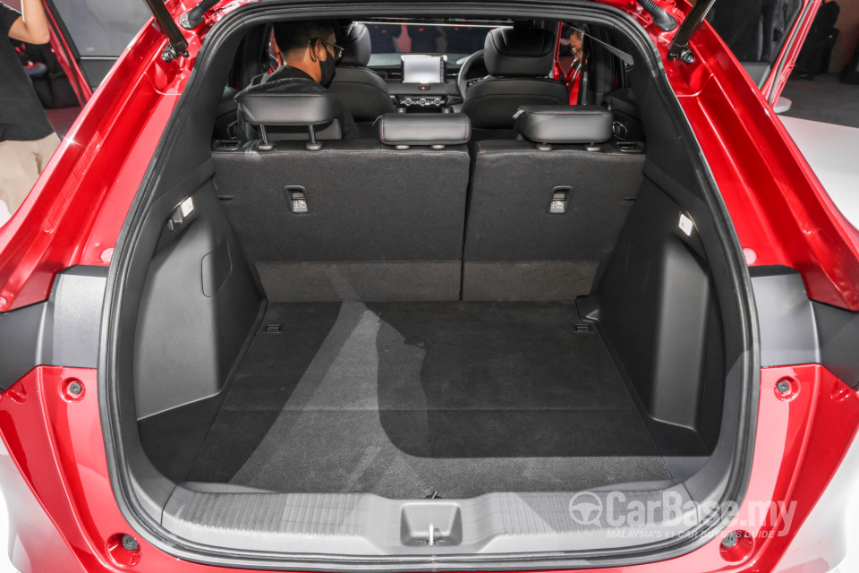 Honda HR-V RV (2022) Interior