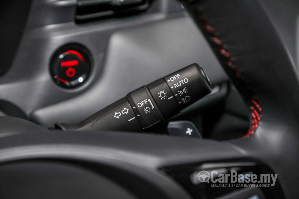 Honda HR-V RV (2022) Interior