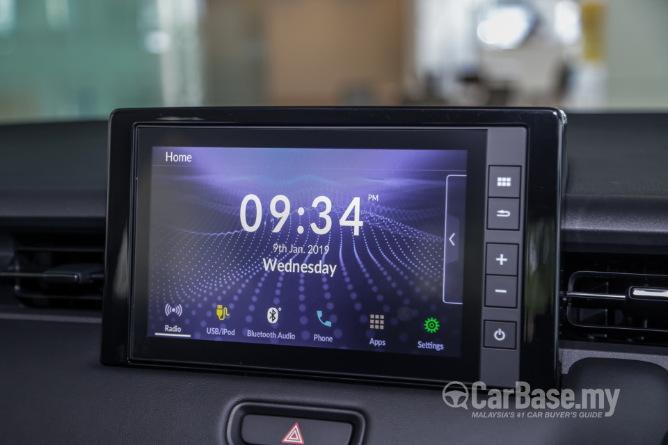 Honda HR-V RV (2022) Interior