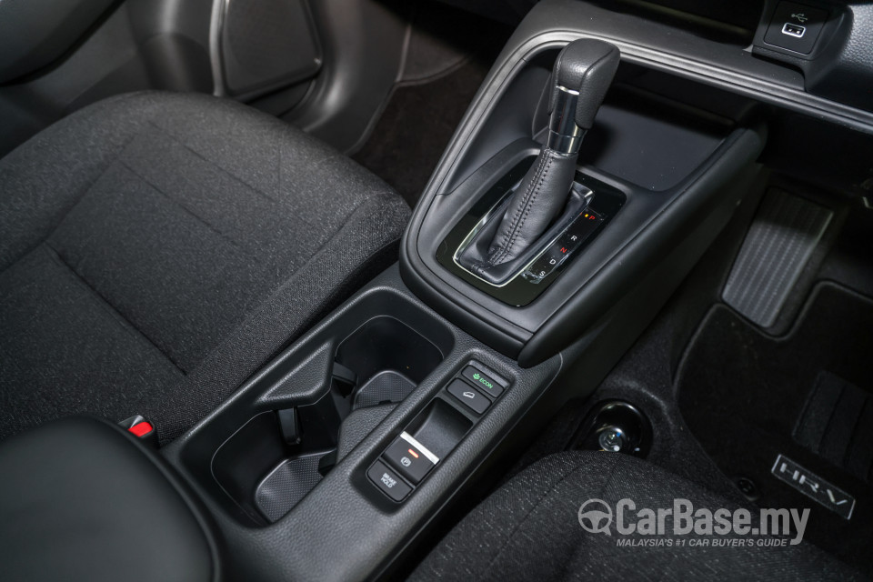 Honda HR-V RV (2022) Interior