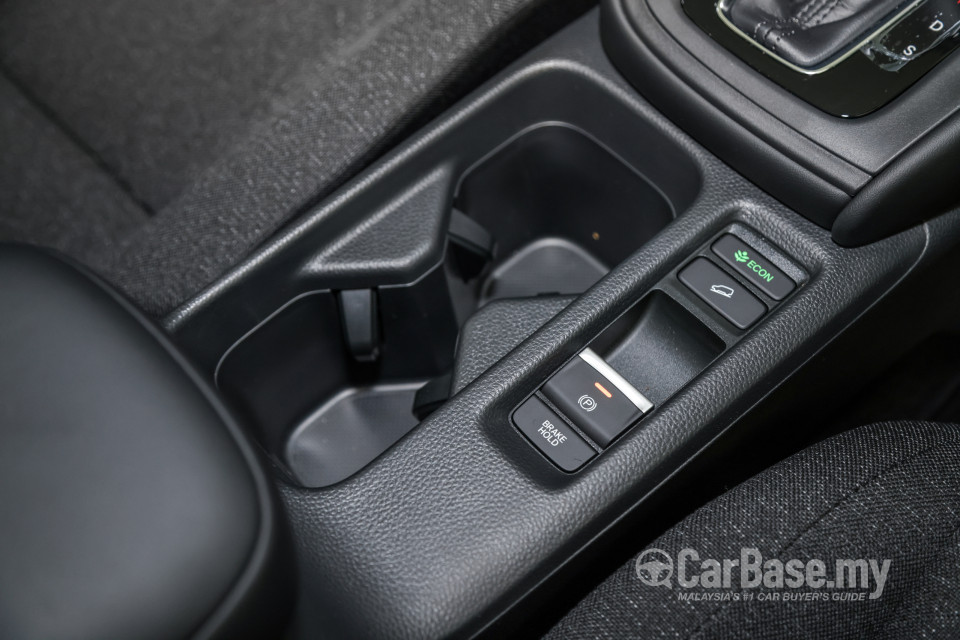 Honda HR-V RV (2022) Interior