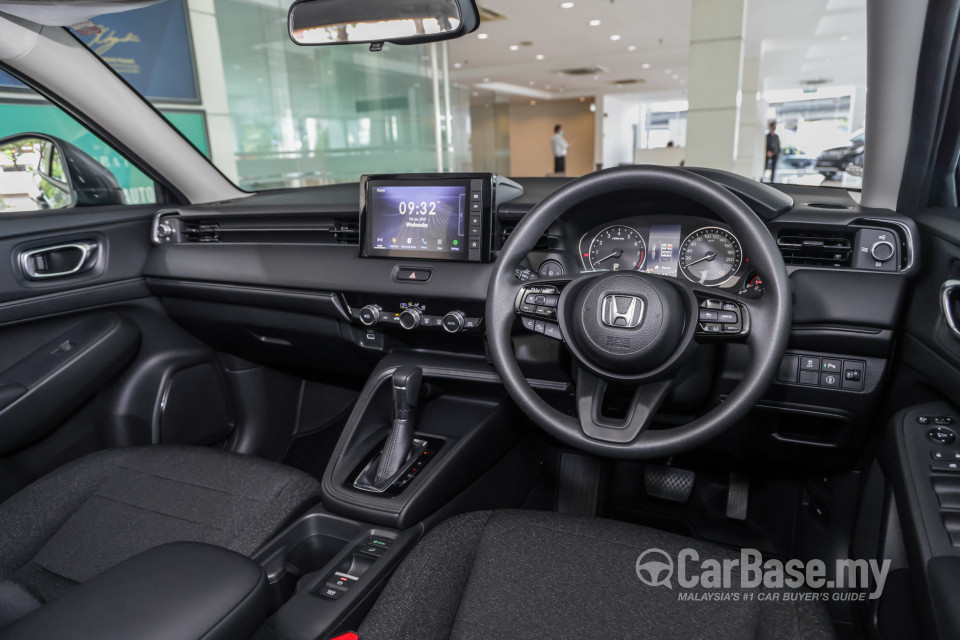 Honda HR-V RV (2022) Interior