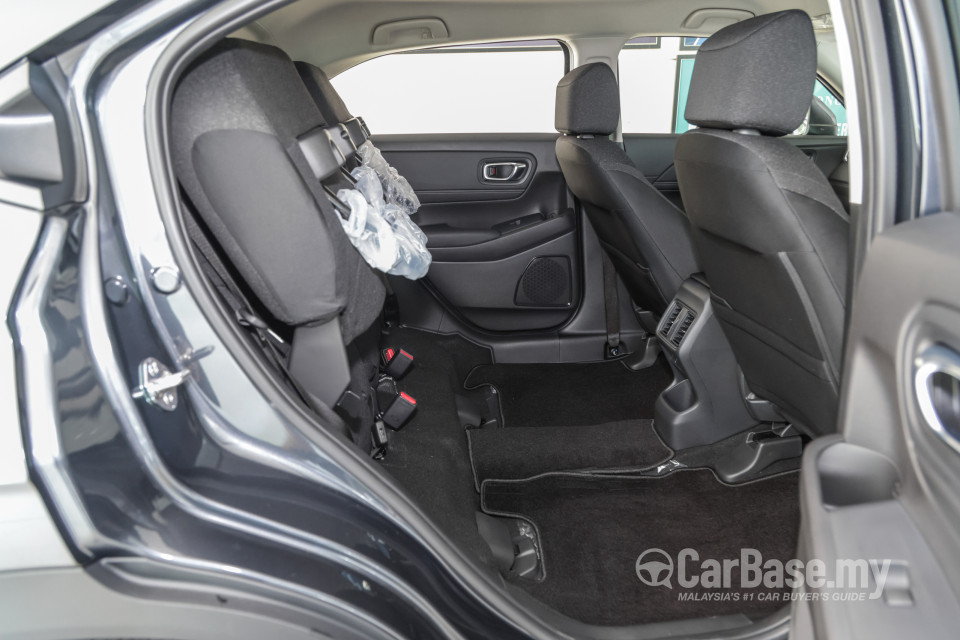Honda HR-V RV (2022) Interior