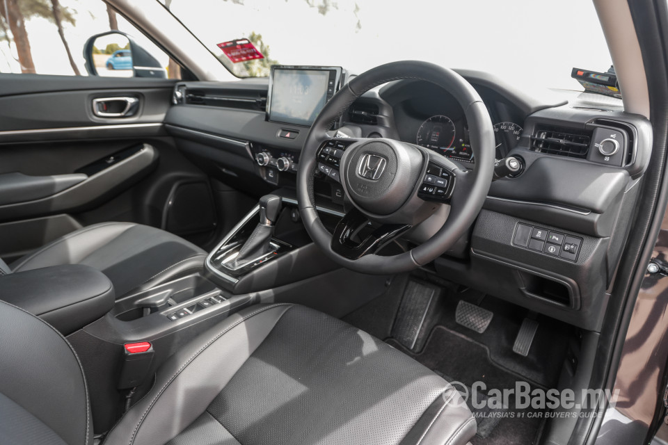 Honda HR-V RV (2022) Interior