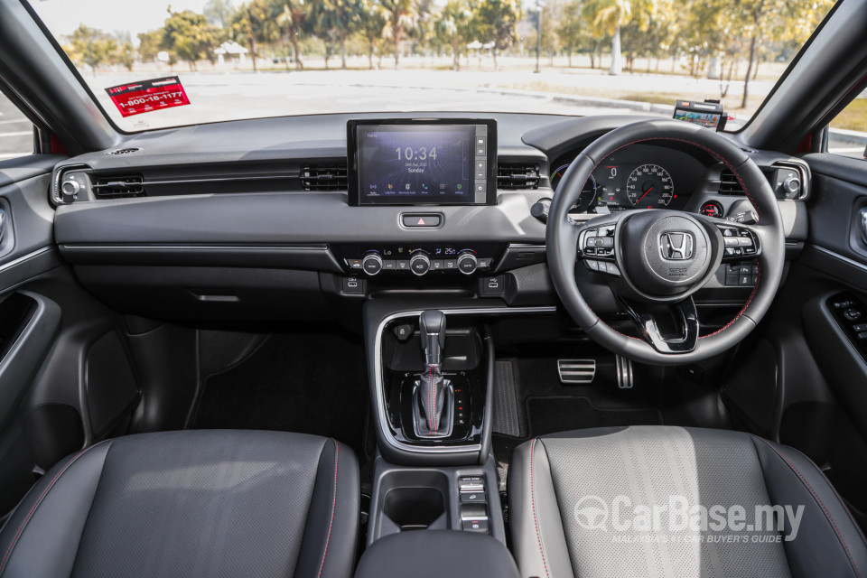 Honda HR-V RV (2022) Interior