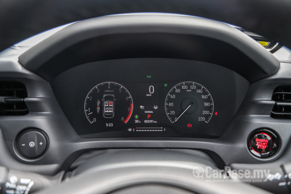 Honda HR-V RV (2022) Interior