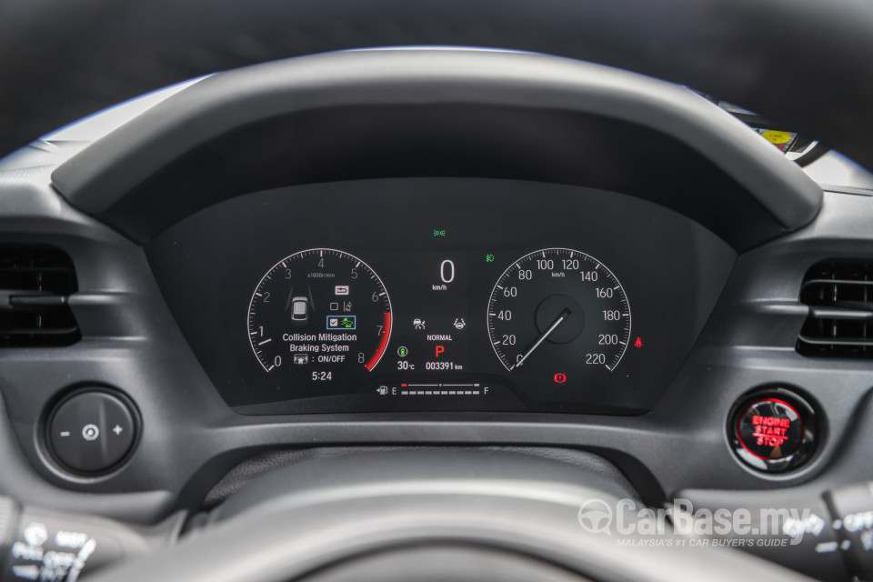 Honda HR-V RV (2022) Interior