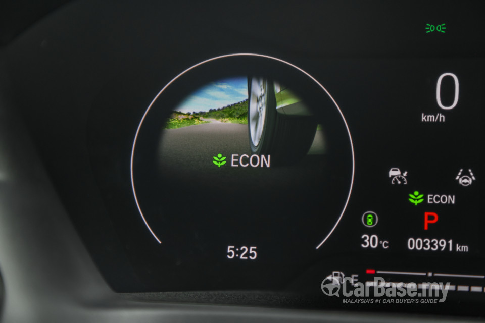 Honda HR-V RV (2022) Interior