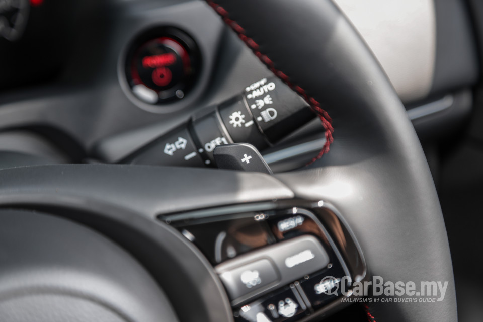 Honda HR-V RV (2022) Interior