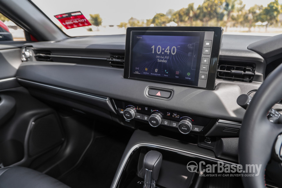 Honda HR-V RV (2022) Interior