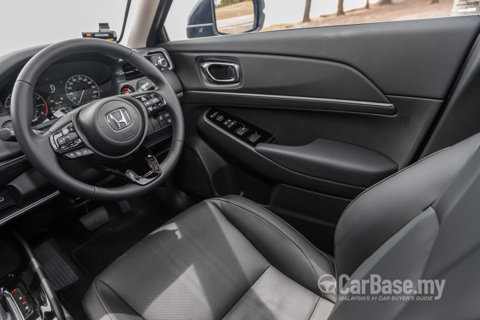 Honda HR-V RV (2022) Interior