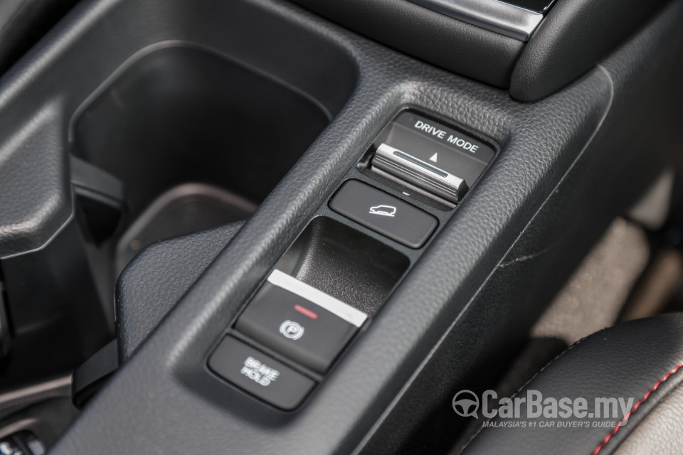Honda HR-V RV (2022) Interior