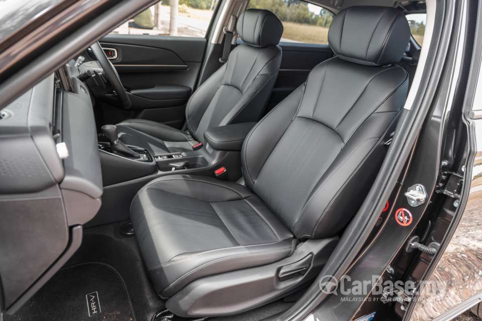 Honda HR-V RV (2022) Interior