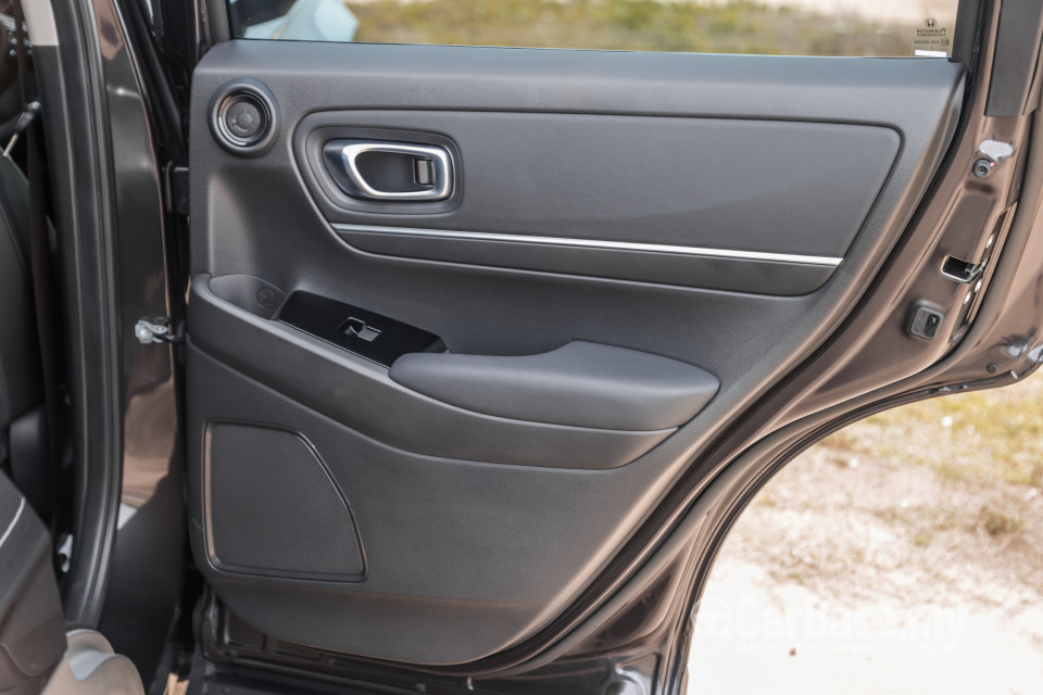 Honda HR-V RV (2022) Interior