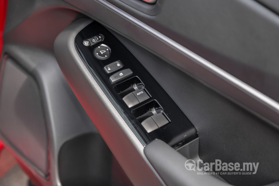 Honda HR-V RV (2022) Interior