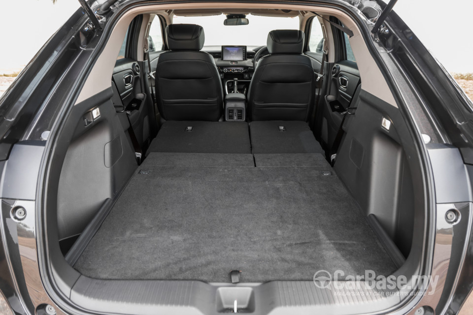 Honda HR-V RV (2022) Interior