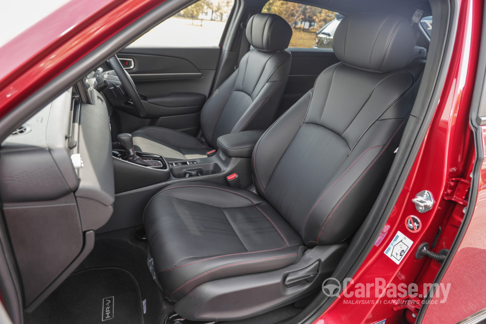 Honda HR-V RV (2022) Interior