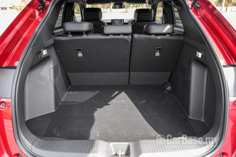 Honda HR-V RV (2022) Interior