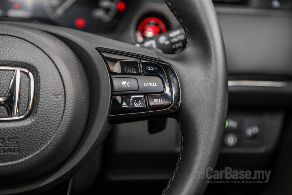 Honda HR-V RV (2022) Interior
