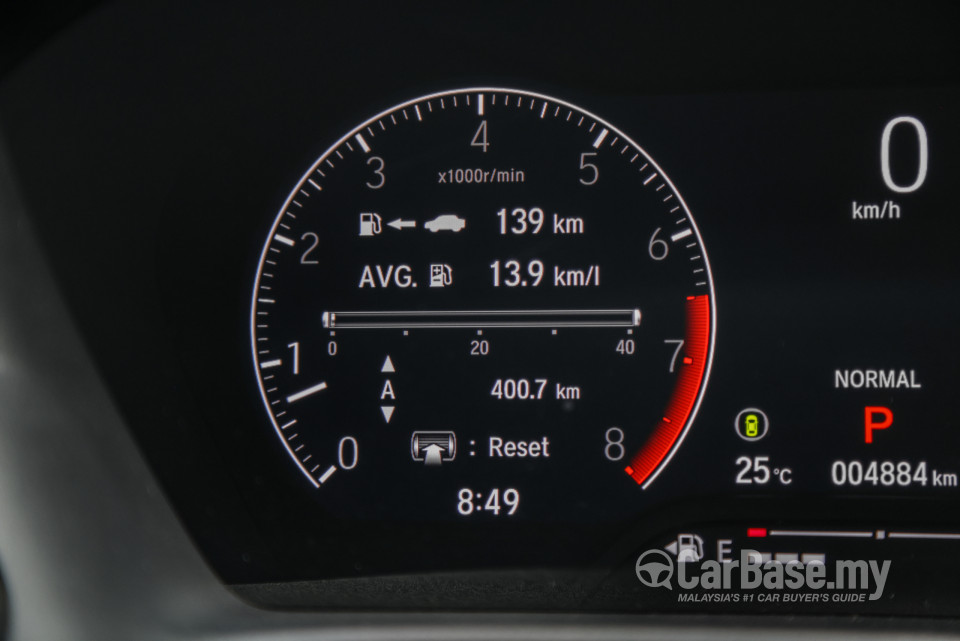 Honda HR-V RV (2022) Interior
