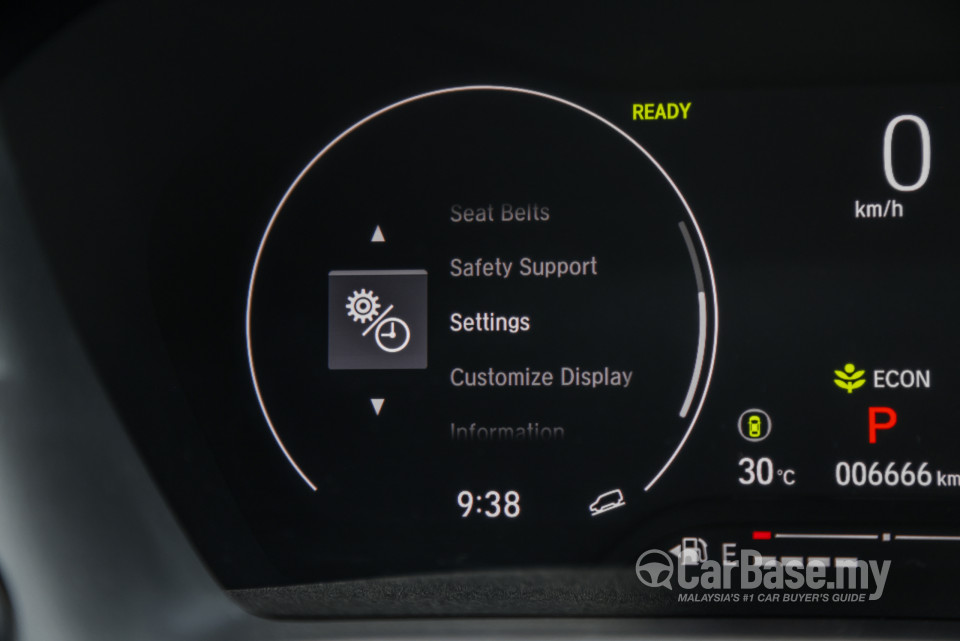 Honda HR-V RV (2022) Interior