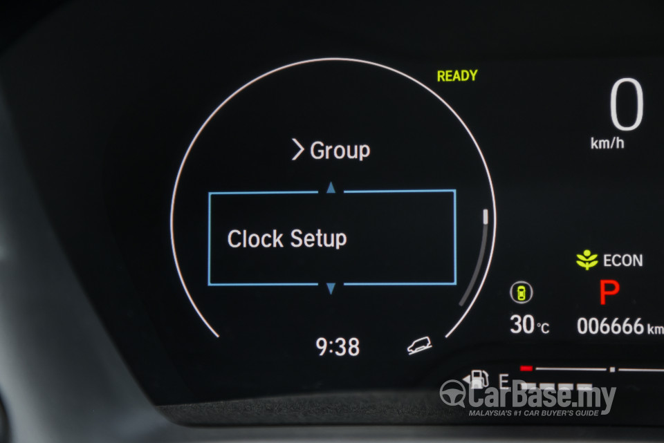 Honda HR-V RV (2022) Interior