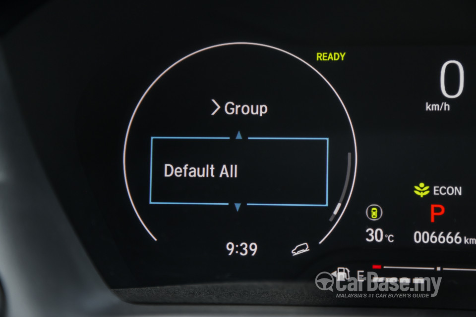 Honda HR-V RV (2022) Interior
