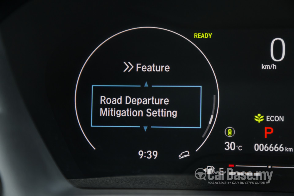 Honda HR-V RV (2022) Interior