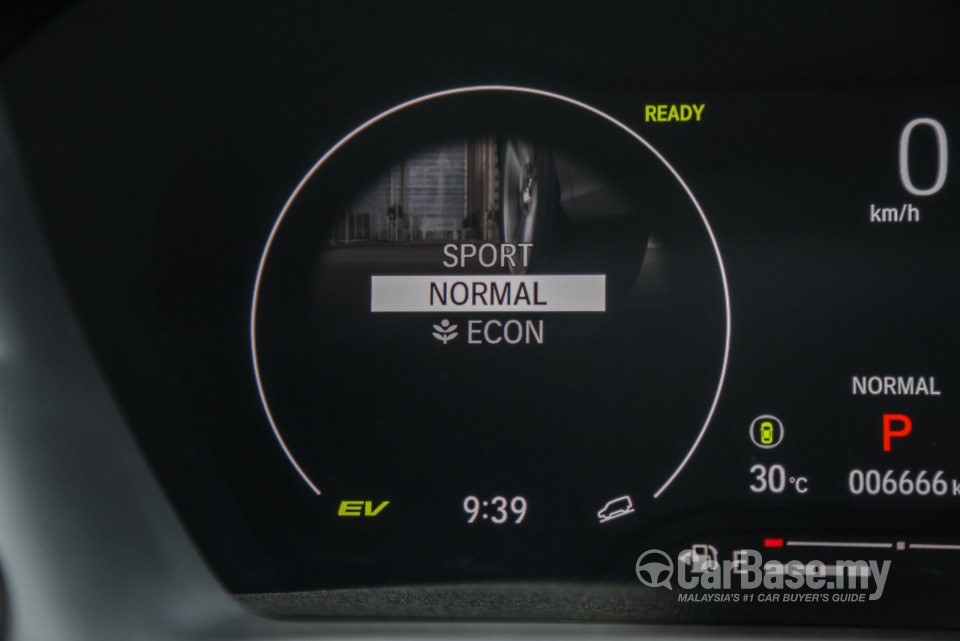 Honda HR-V RV (2022) Interior