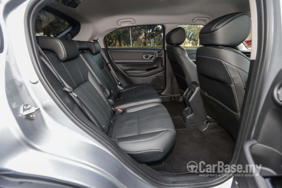Honda HR-V RV (2022) Interior