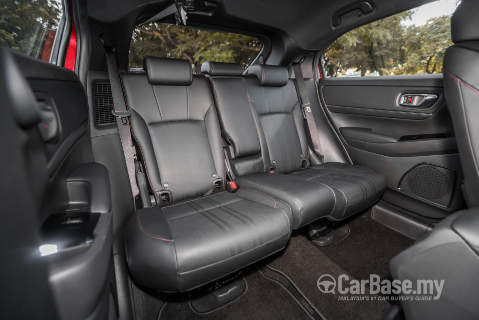 Honda HR-V RV (2022) Interior
